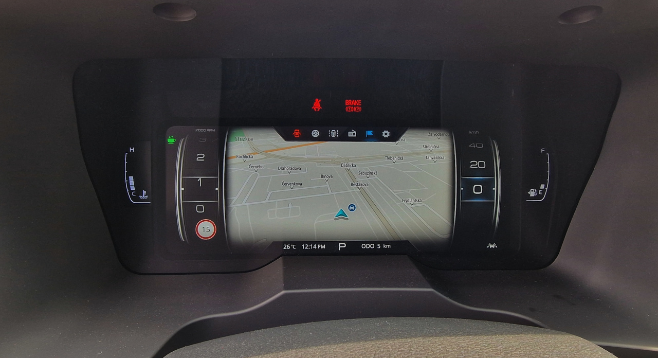 Korando 1.5Turbo Style+ AT 4x4  Latte/černý DOSTUPNOST LISTOPAD 2025