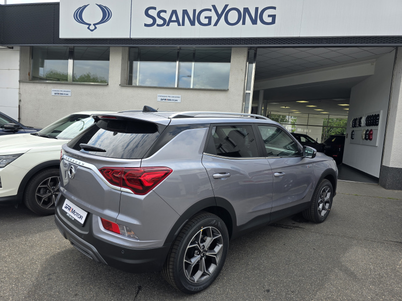 Korando 1.5Turbo Style+ AT Kovová/černý MY2424 DOSTUPNOST ŘÍJEN 2025