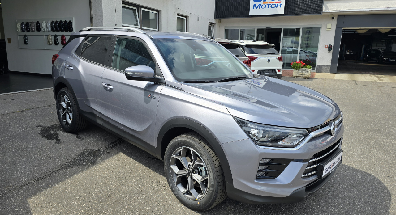 Korando 1.5Turbo Style+ AT Kovová/černý MY2424 DOSTUPNOST ŘÍJEN 2025