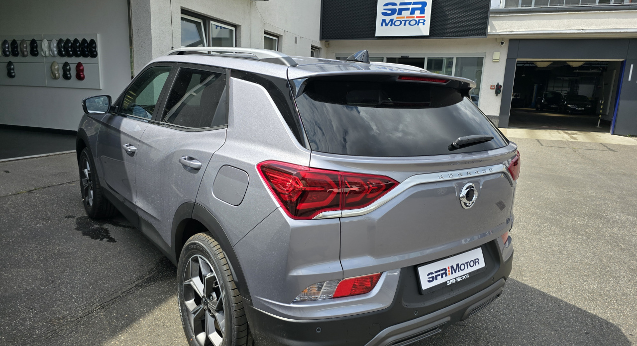 Korando 1.5Turbo Style+ AT Kovová/černý MY2424 DOSTUPNOST ŘÍJEN 2025