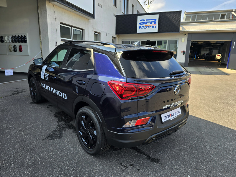 Korando 1.5Turbo Style+ AT Modrá/černý MY24