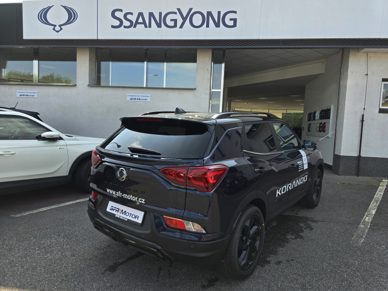 Korando 1.5Turbo Style+ AT Modrá/černý MY24