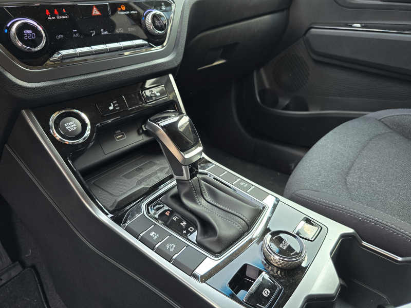 Korando 1.5Turbo Style+ AT Modrá/černý MY24