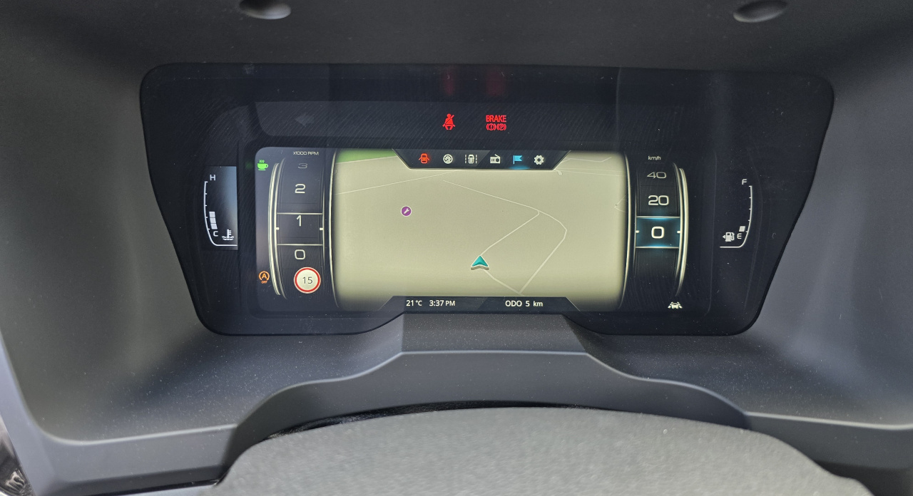 Korando 1.5Turbo Style+ MT Bílá/černý     207