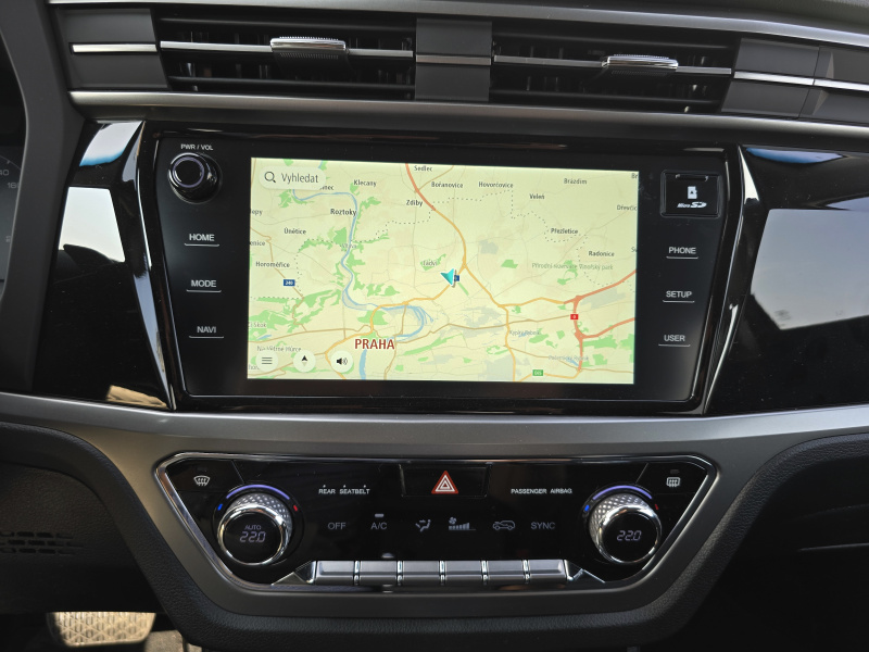 Korando 1.5Turbo Style+ AT Modrá/černý Black edition ODBĚR LEDEN 2026 240