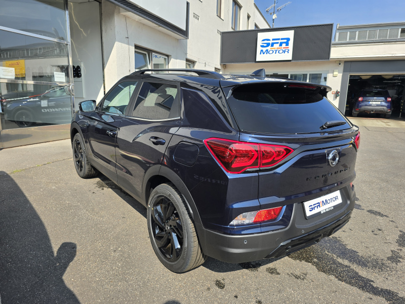 Korando 1.5Turbo Style+ AT Modrá/černý Black edition ODBĚR LEDEN 2026 240