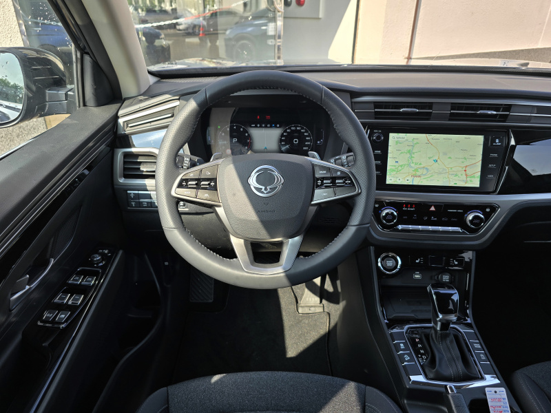 Korando 1.5Turbo Style+ AT Modrá/černý Black edition ODBĚR LEDEN 2026 240