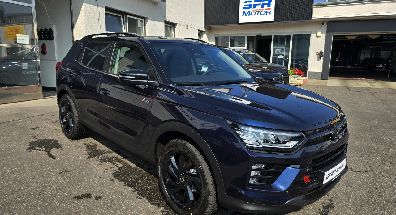 Korando 1.5Turbo Style+ AT Modrá/černý Black edition ODBĚR LEDEN 2026 240