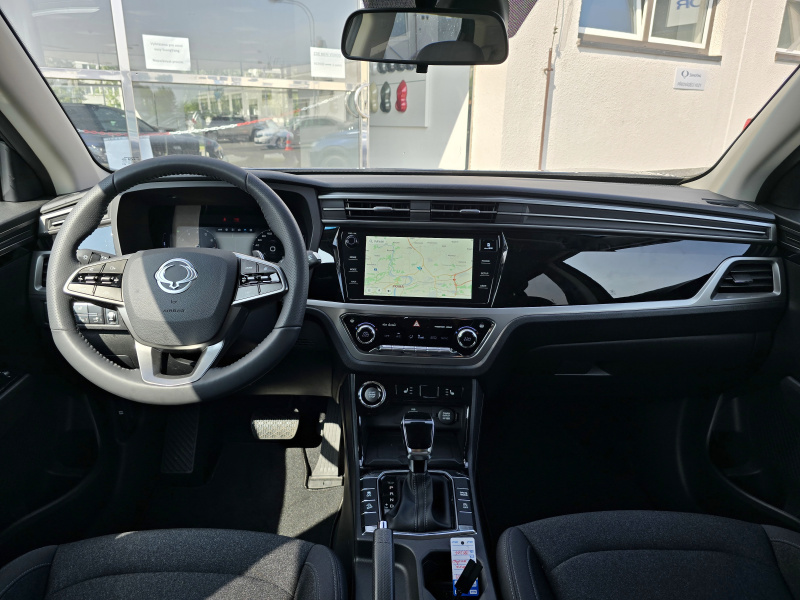 Korando 1.5Turbo Style+ AT Modrá/černý Black edition ODBĚR LEDEN 2026 240