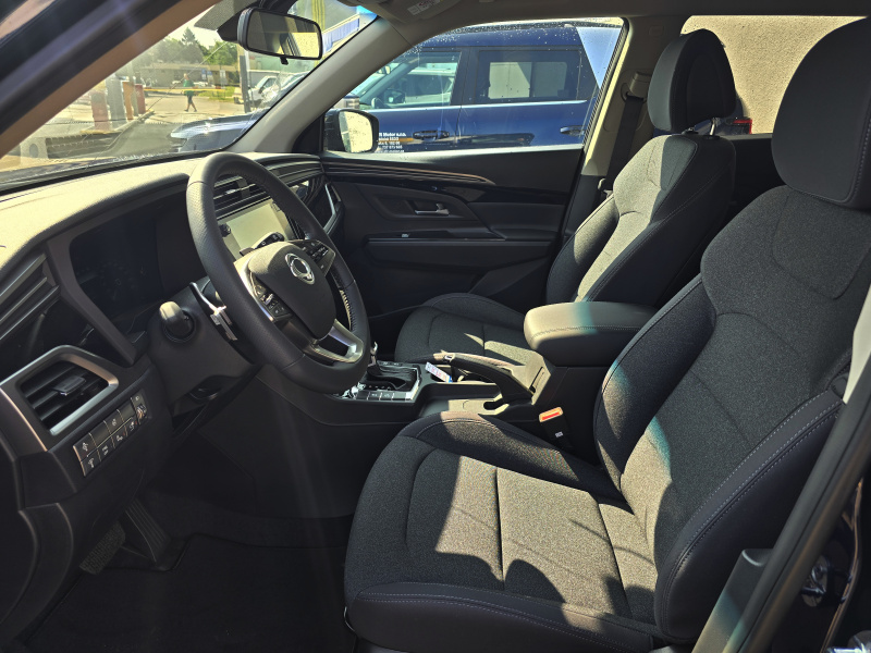 Korando 1.5Turbo Style+ AT Modrá/černý Black edition ODBĚR LEDEN 2026 240