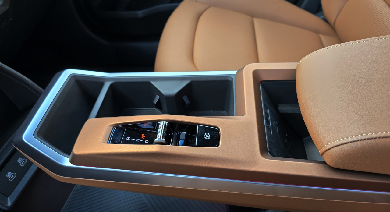 Torres 1.5 Turbo AT Clever Černá/Hnědá SKLADEM černá 55786