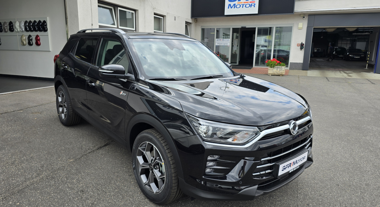 Korando 1.5Turbo Style+ MT Černá/černý MY24 55632