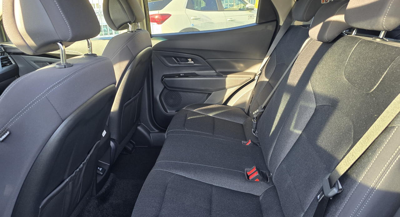 Korando 1.5Turbo Style+ MT Kovová/černý  DOSTUPNOST LEDEN 2026   247