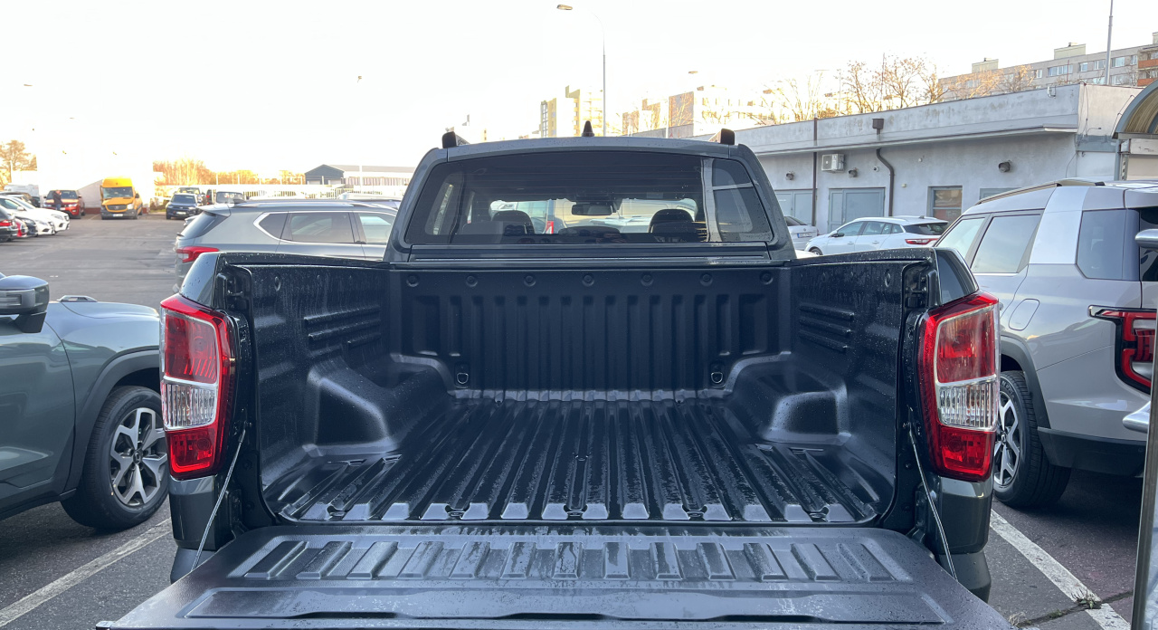 Musso Grand 2.2 e-XDI – PREMIUM 4WD AT SKLADEM LAK/šedý 58346