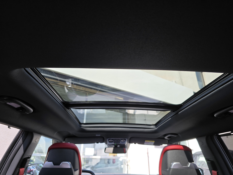 Actyon 1.5 Turbo GDI Premium AT 4x4 Černá barva 387