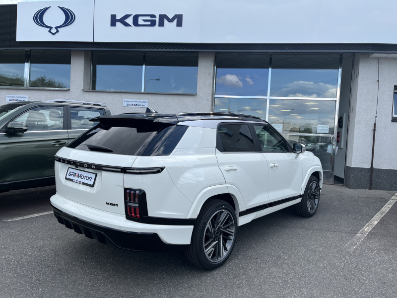 Actyon 1.5 Turbo GDI Premium AT Bílá barva 386