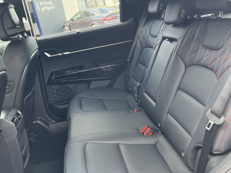 Actyon 1.5 Turbo GDI Premium AT Bílá barva 386