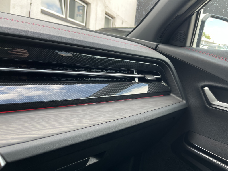 Actyon 1.5 Turbo GDI Premium AT Bílá barva 386