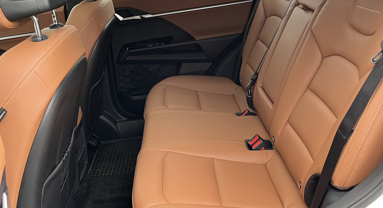 Torres 1.5 Turbo GDI Clever AT 4x4  Bílá/hnědý