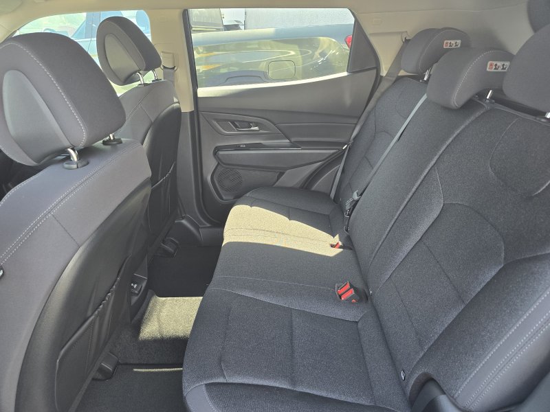 Korando 1.5Turbo Style+ AT 4x4  Modrá/černý   428