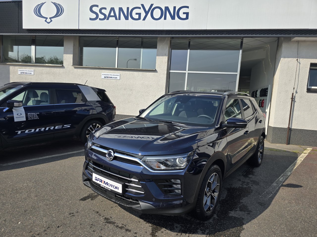 Korando 1.5Turbo Style+ MT Modrá/černý 431