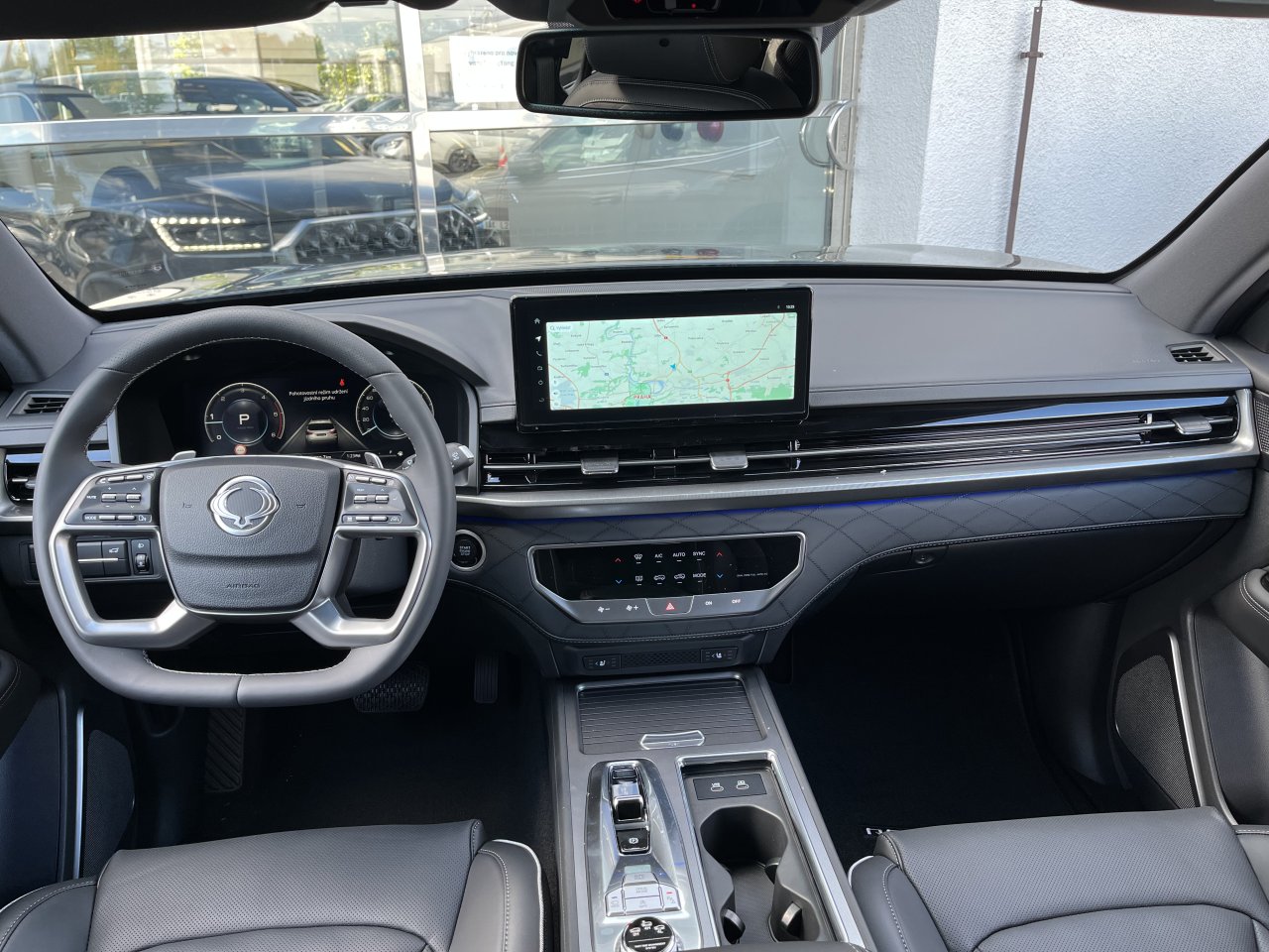 Rexton 2.2e-XDI Premium AT 4x4 Černá/černá  438