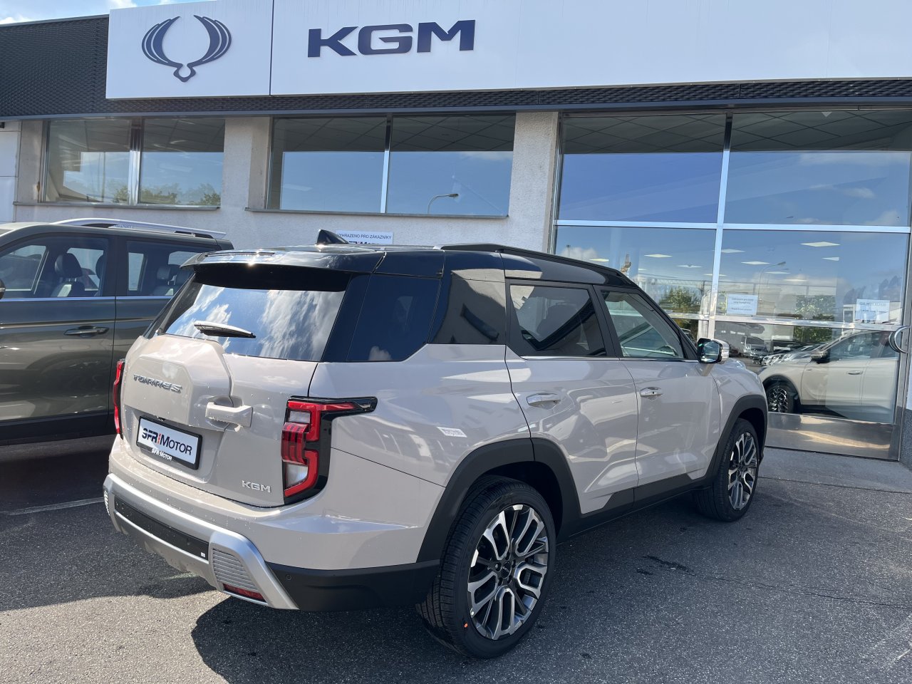 Torres 1.5 GDI Turbo 4x4 Latte (Béžová)/černý  450