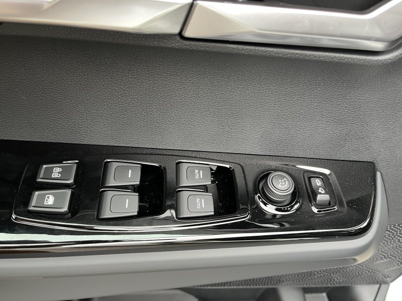 Torres 1.5 GDI Turbo hybrid HEV Style Bílá/černý    454