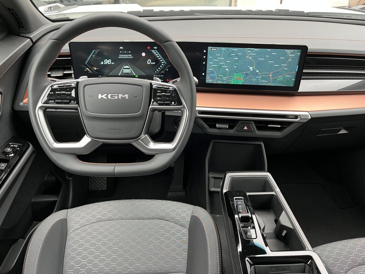 Torres 1.5 GDI Turbo hybrid HEV Style Bílá/černý    454