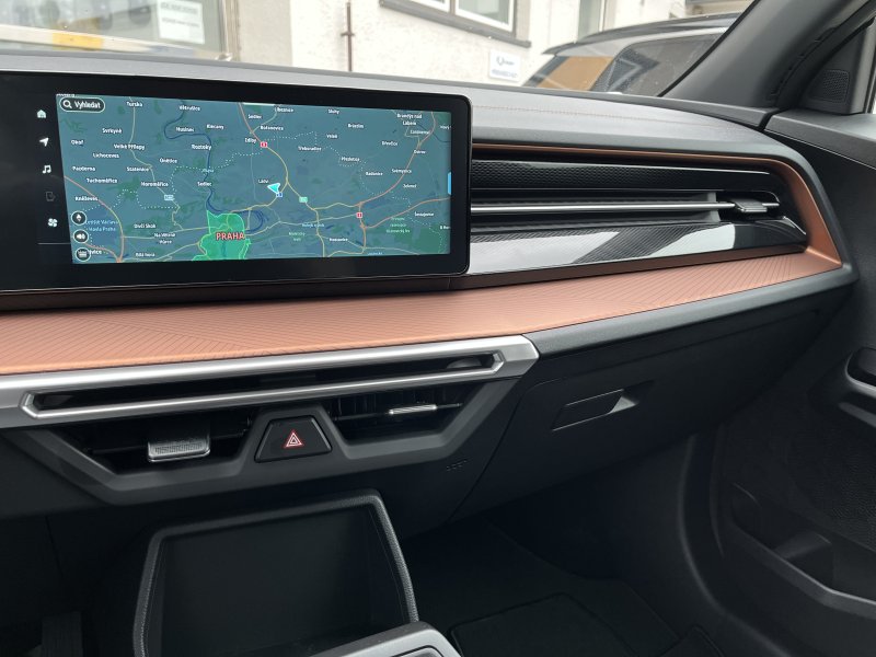 Torres 1.5 GDI Turbo hybrid HEV Style Bílá/černý    454