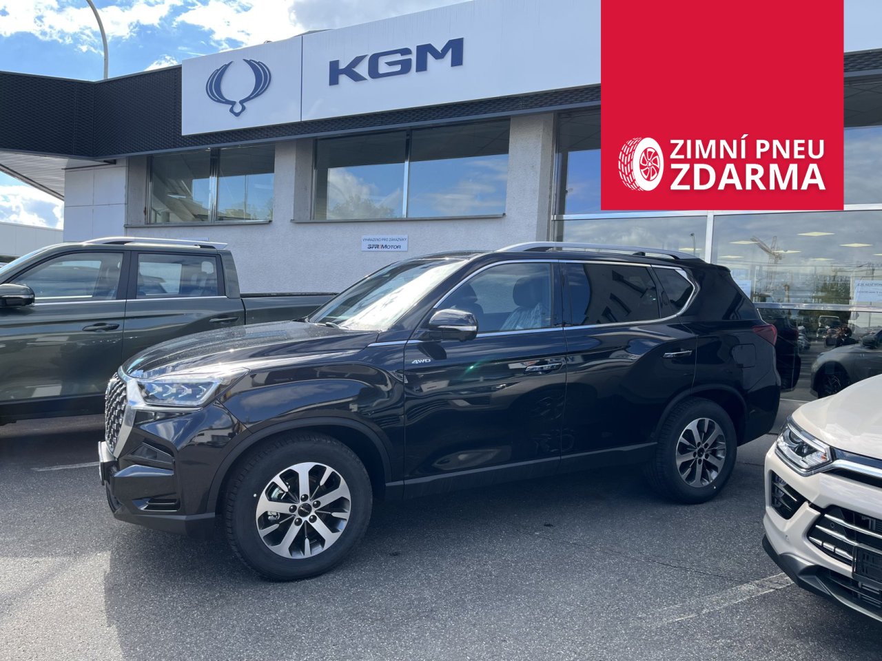 Rexton 2.2e-XDI Premium AT 4x4 Černá/černá  438