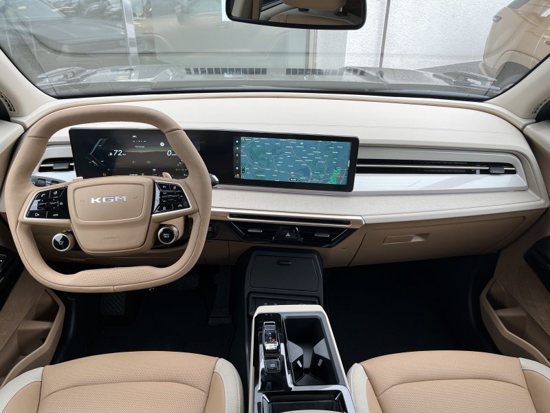 Actyon 1.5 Turbo GDI HEV Premium Černá/béžový           464