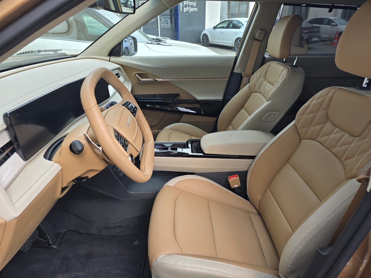 Actyon 1.5 Turbo GDI HEV Premium Měděná/béžový      462