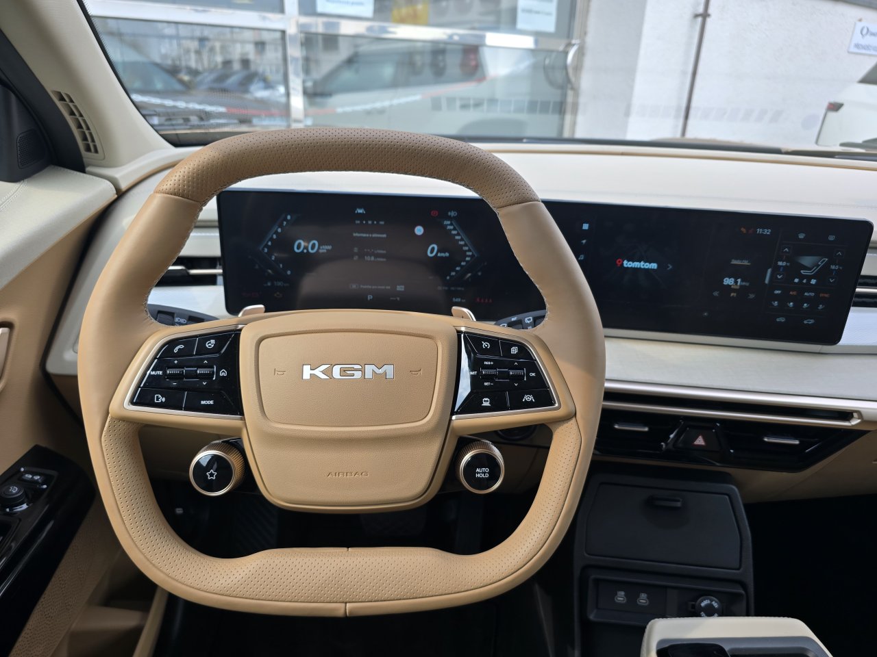 Actyon 1.5 Turbo GDI HEV Premium Měděná/béžový      462