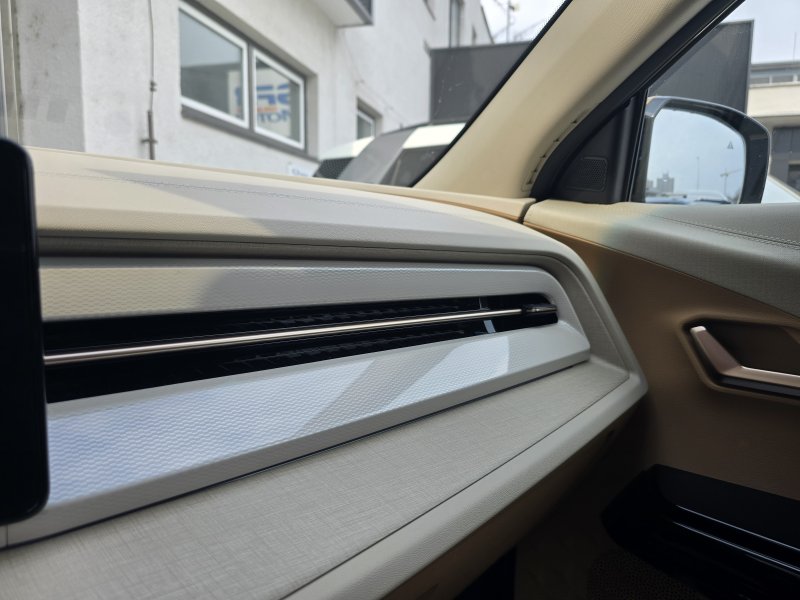 Actyon 1.5 Turbo GDI HEV Premium Měděná/béžový     463