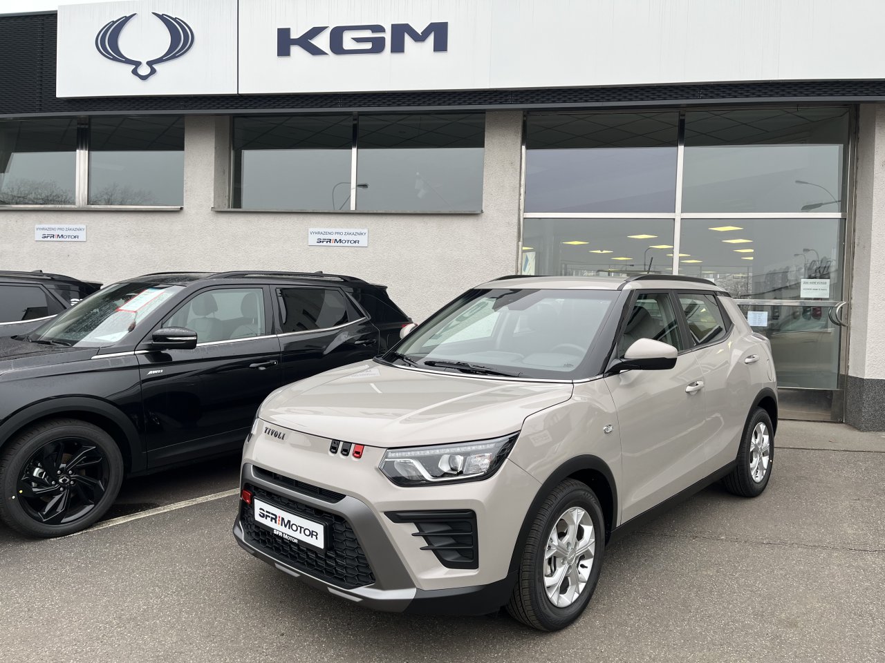 Tivoli 1.5Turbo AT Style Latte/černý    466