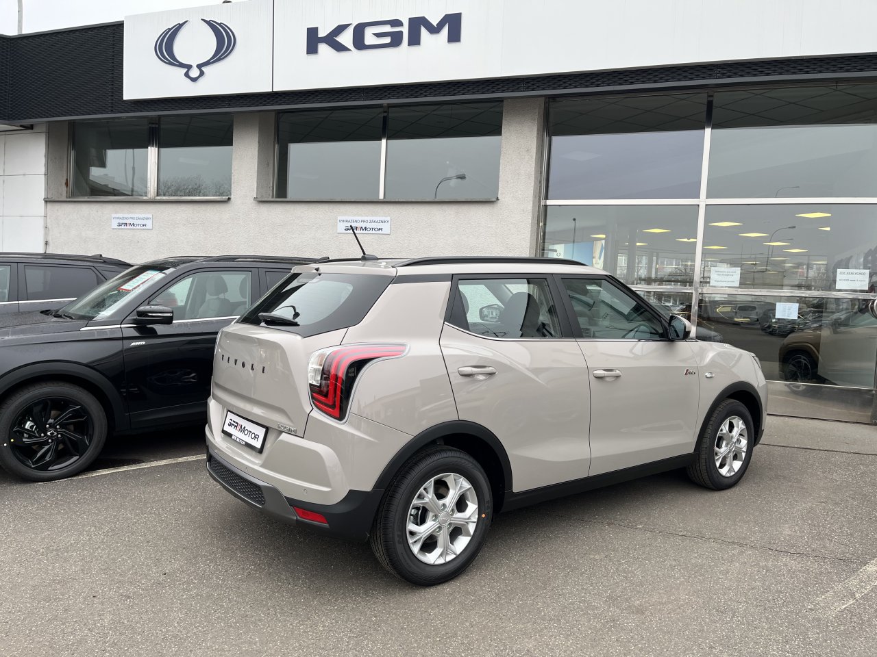 Tivoli 1.5Turbo AT Style Latte/černý    466