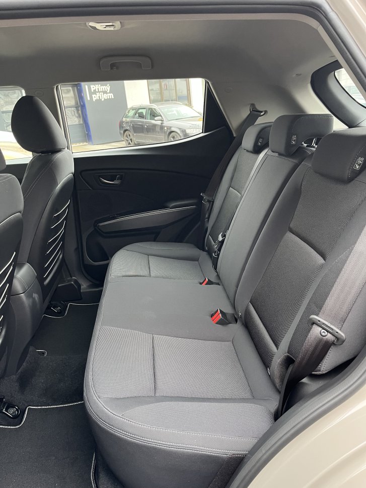 Tivoli 1.5Turbo AT Style Latte/černý    466