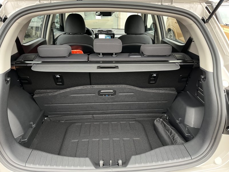 Tivoli 1.5Turbo AT Style Latte/černý    466