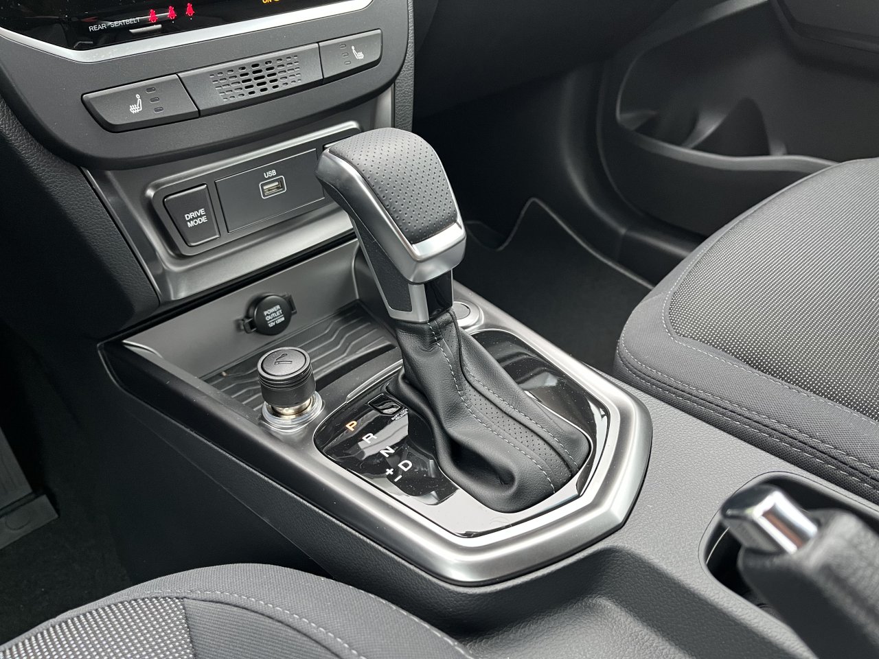 Tivoli 1.5Turbo AT Style Latte/černý    466