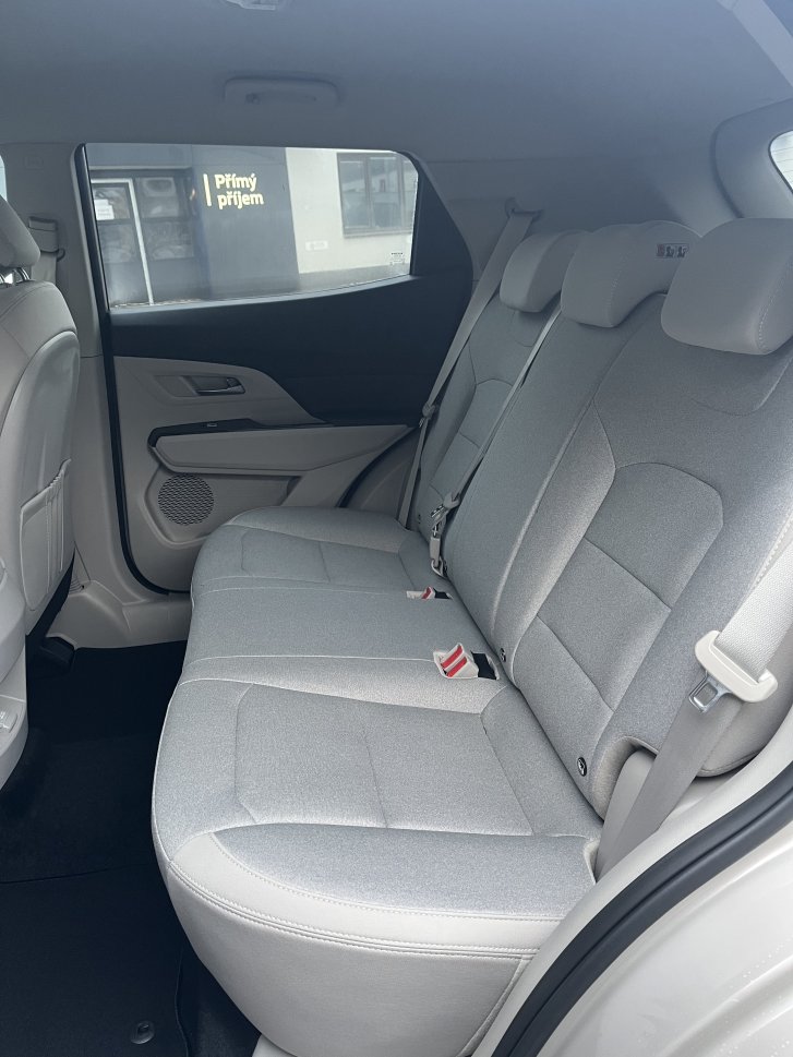 Korando 1.5Turbo Style+ AT  Latte/béžový   410