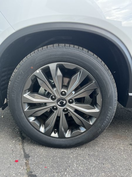 Rexton 2.2e-XDI Premium AT 4x4 Bílá WAK/černá BE skladem - předváděcí