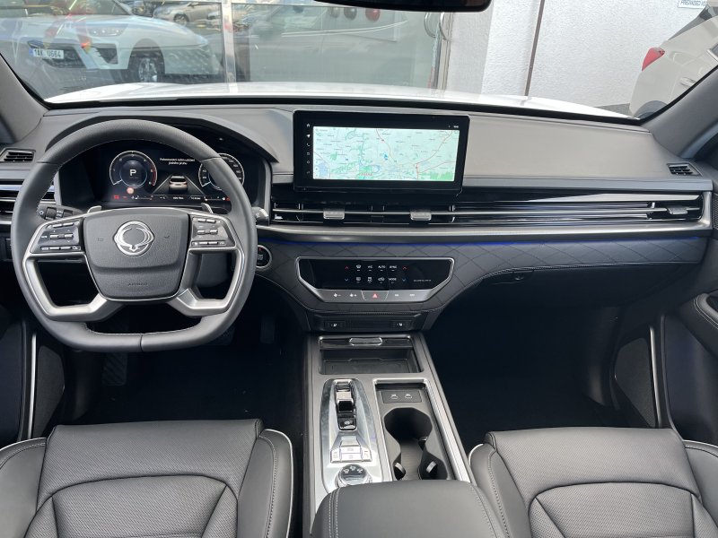 Rexton 2.2e-XDI Premium AT 4x4 Bílá WAK/černá BE skladem - předváděcí