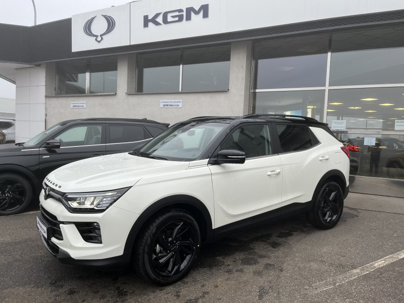 Korando 1.5Turbo Style+ AT BE Bílá/černý      422