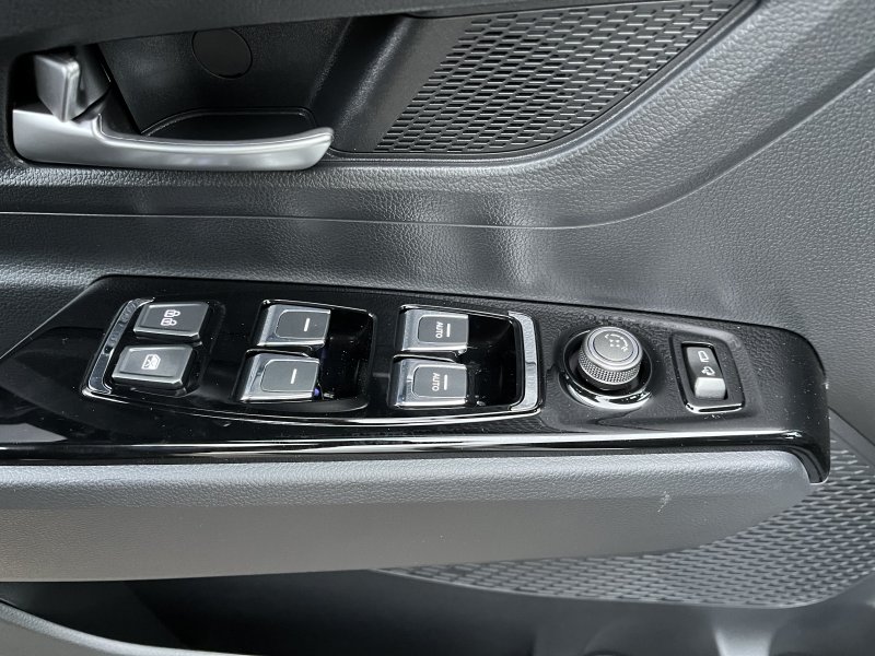 Korando 1.5Turbo Style+ AT BE Bílá/černý      422