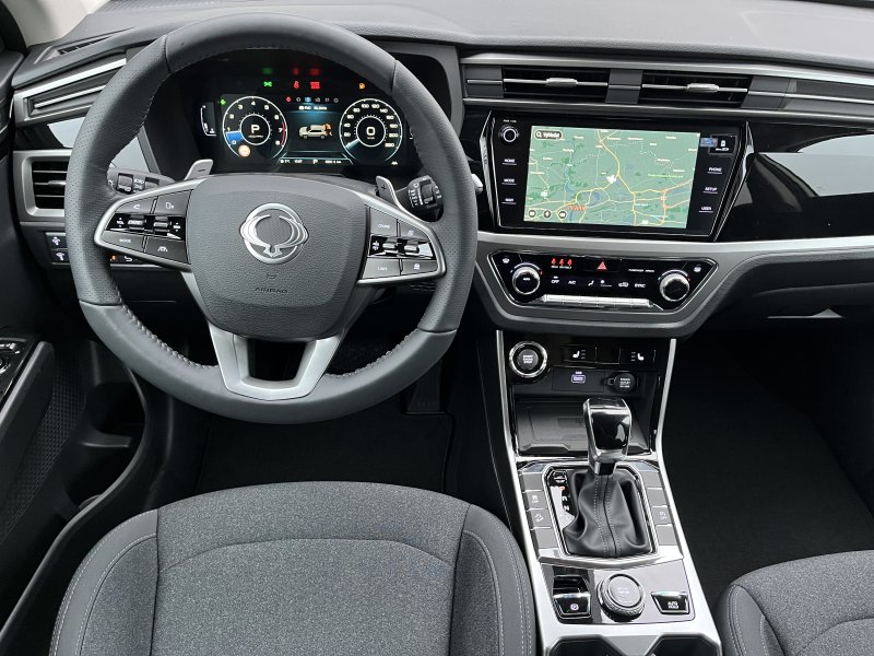 Korando 1.5Turbo Style+ AT BE Bílá/černý      422